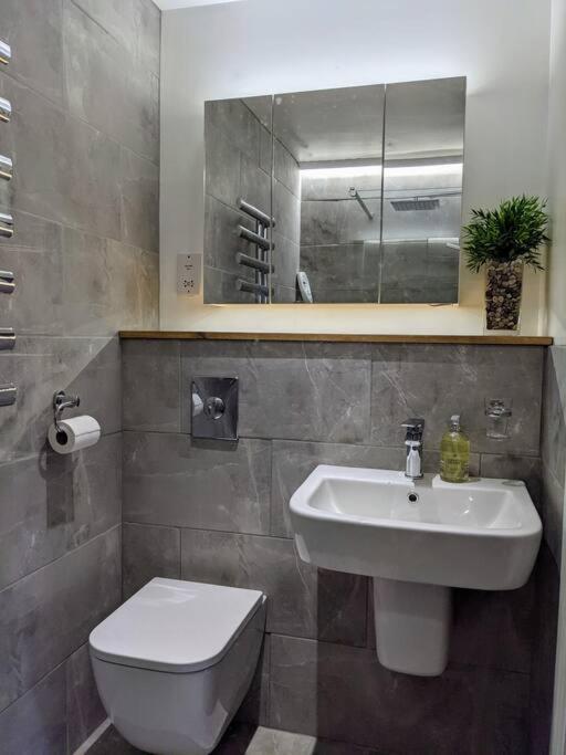 Detached 4 Bedroom Luxury Home Halifax Zewnętrze zdjęcie